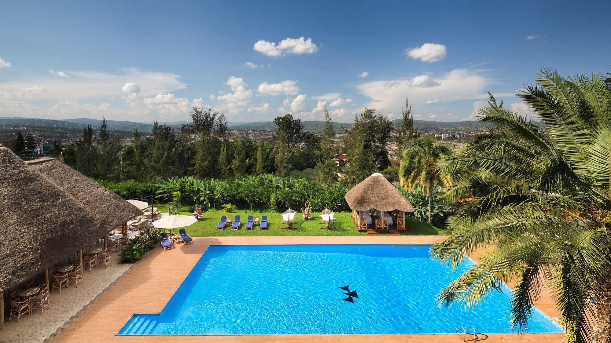 Hotel des Mille Collines Kigali Extérieur photo